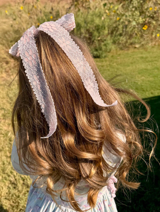 Luxe Lace Shimmer Bows