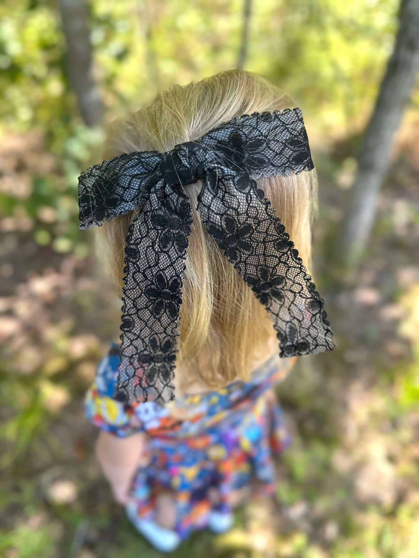 Luxe Lace Shimmer Bows