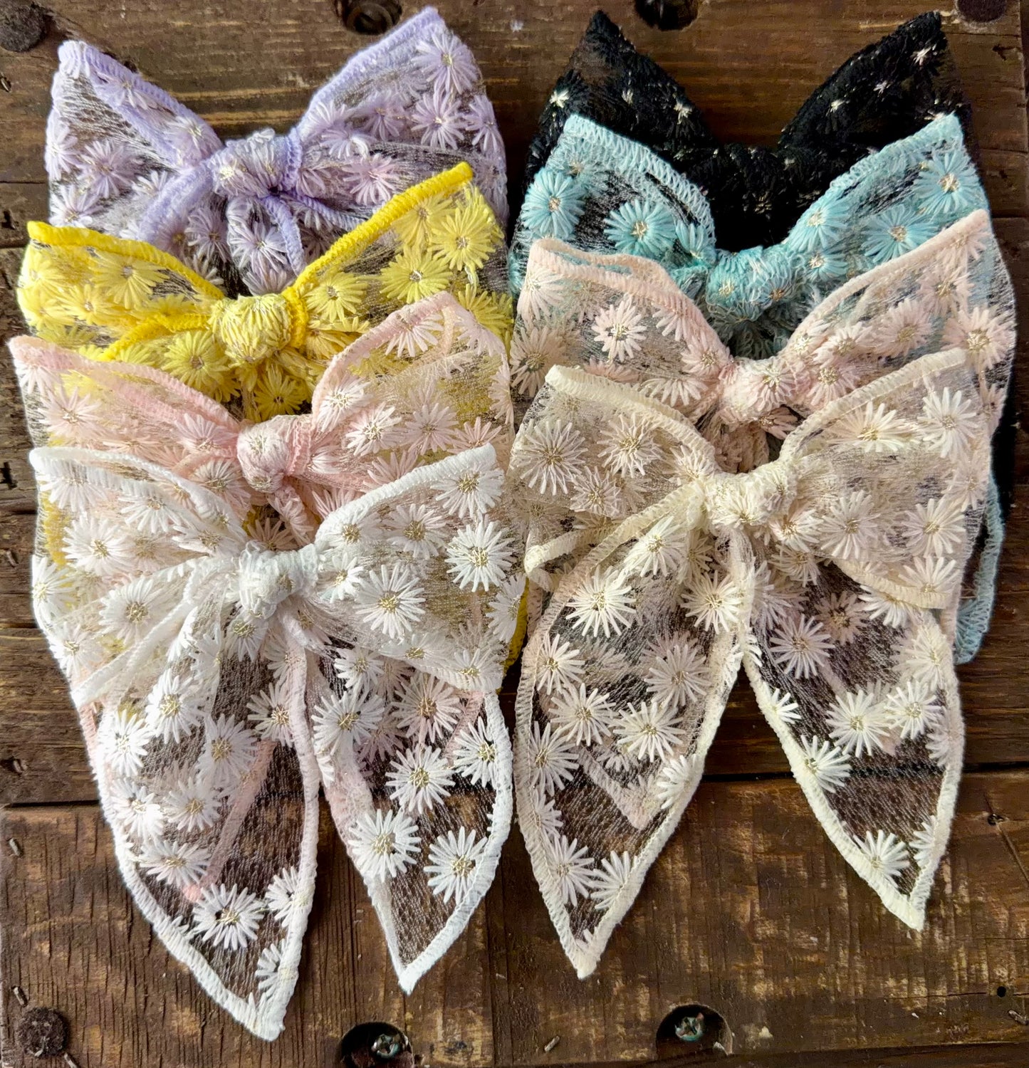 Sheer Daisy Bows