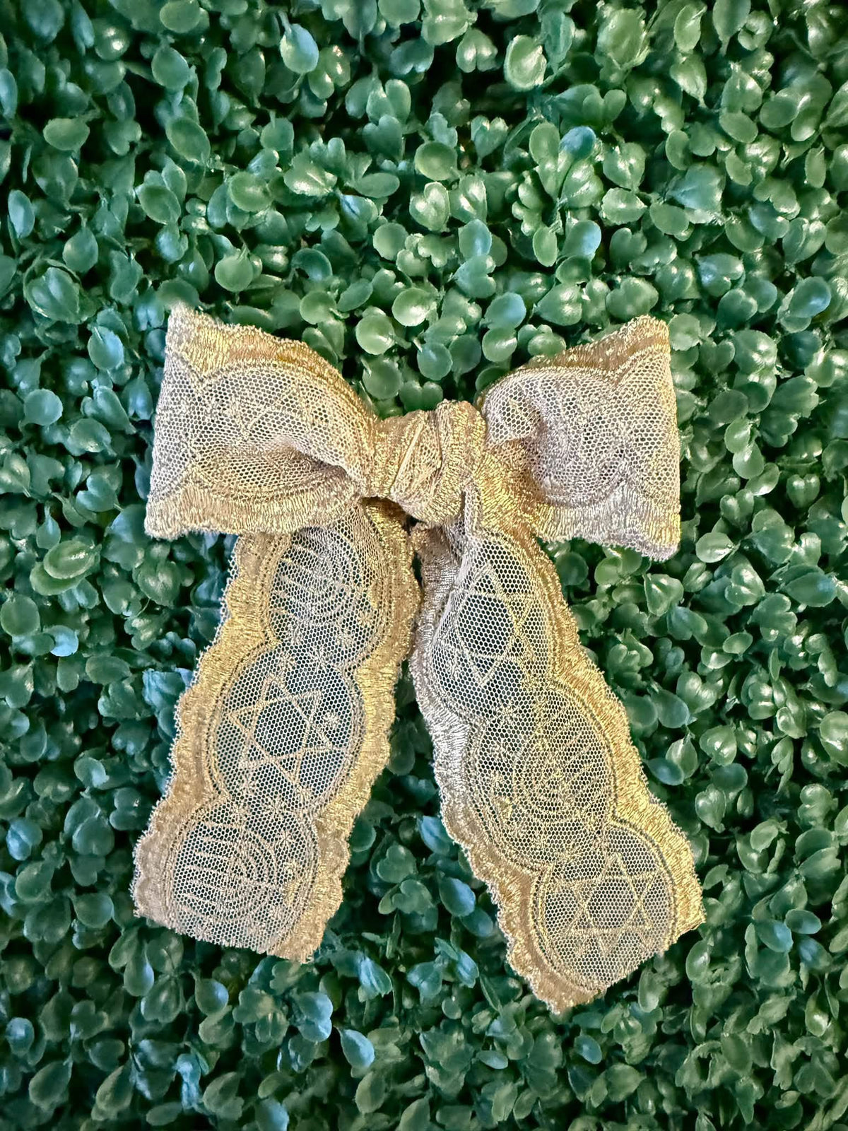Festival of Lights Gold lace Bows