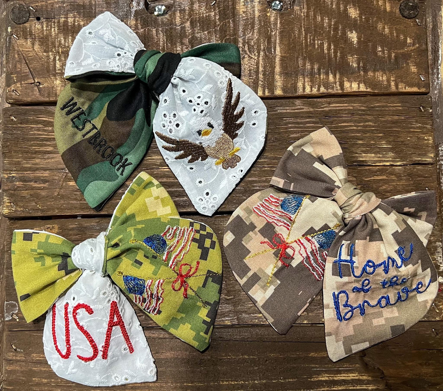 Flag Bows