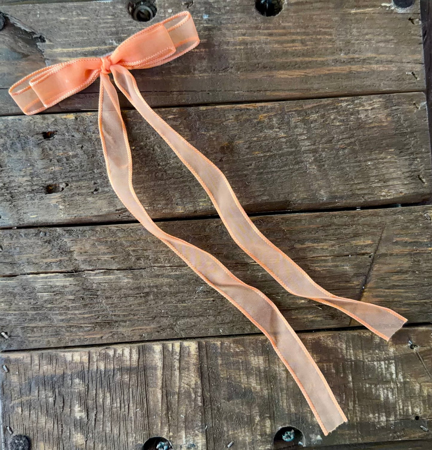 Breezy Kite Bows