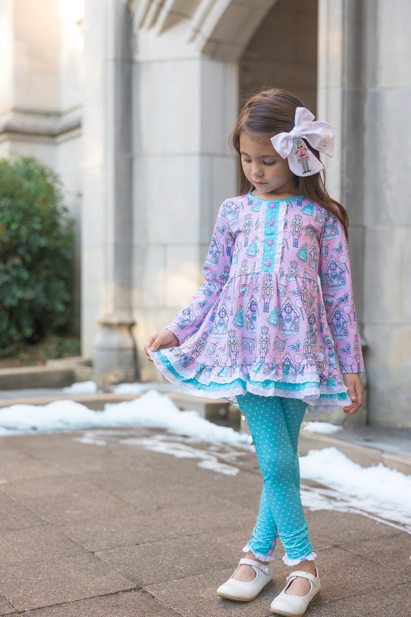 Nutcracker Ballet Bow – Peaches & Bluebonnet x Mini May