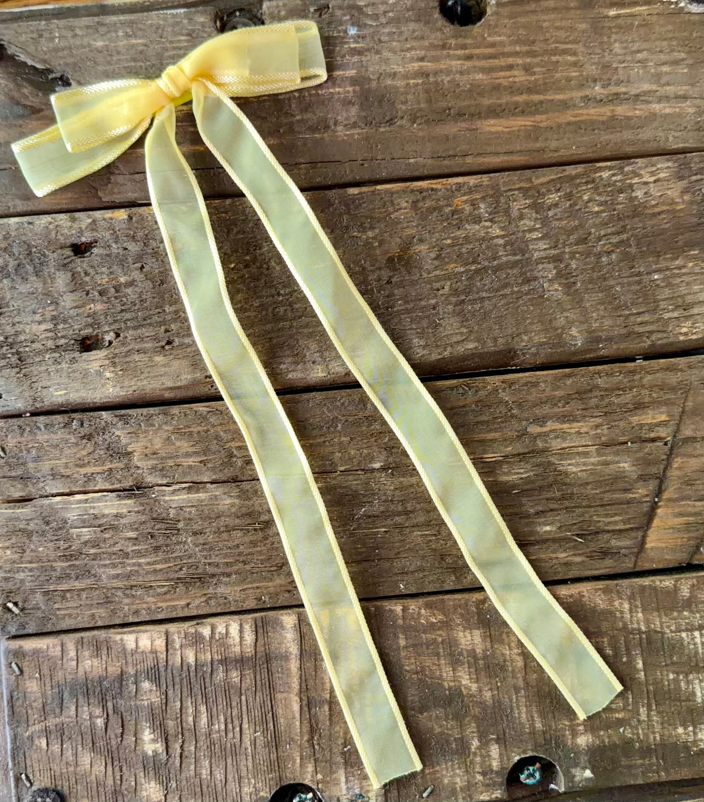 Breezy Kite Bows