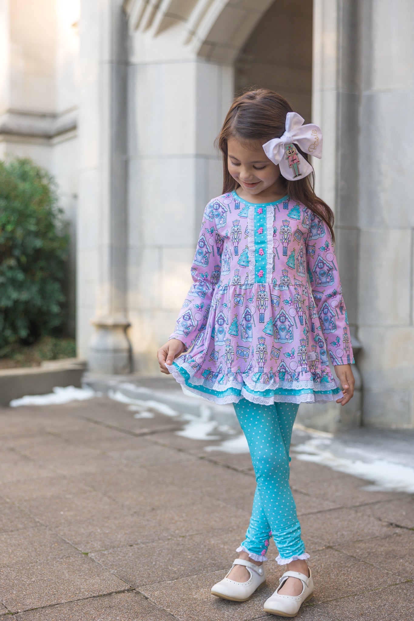 Nutcracker Ballet Bow – Peaches & Bluebonnet x Mini May