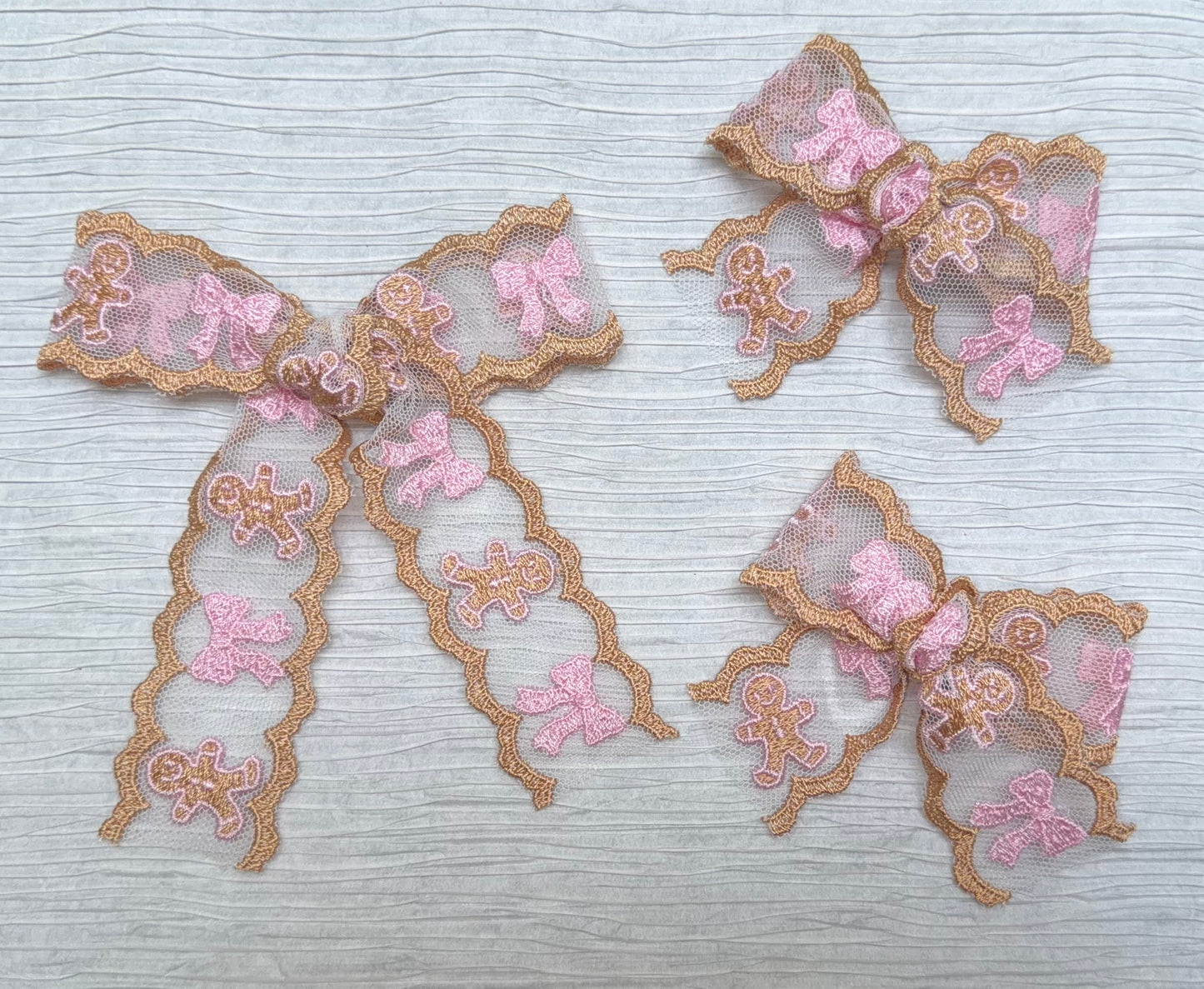 Can't Catch me..... Ginger Bread Lace Bows - Featuring GLT Lace