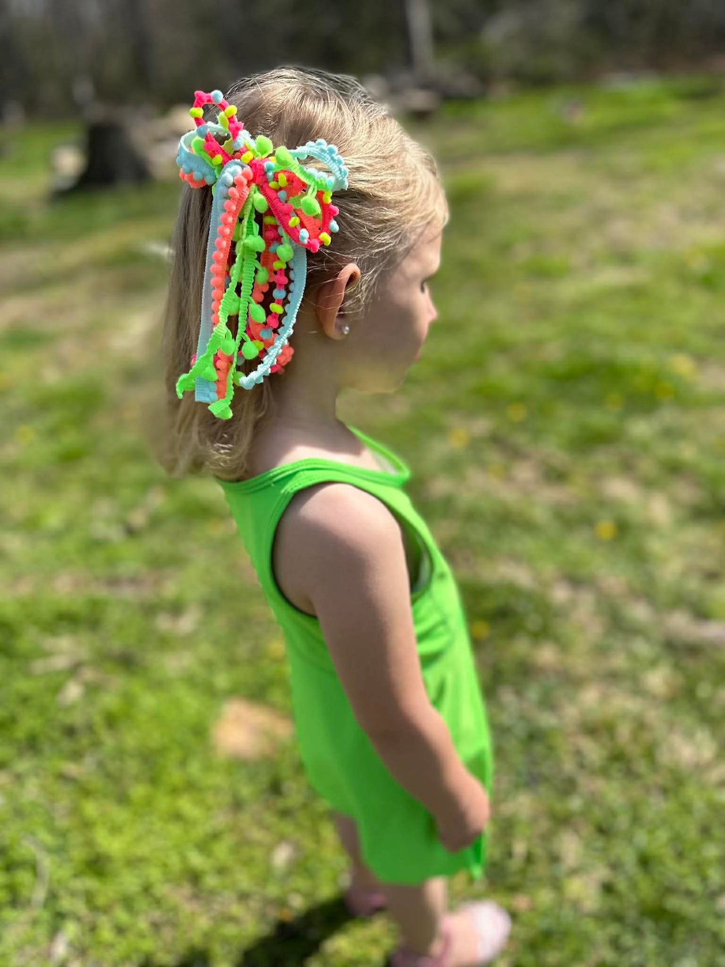 Neon Messy Bows