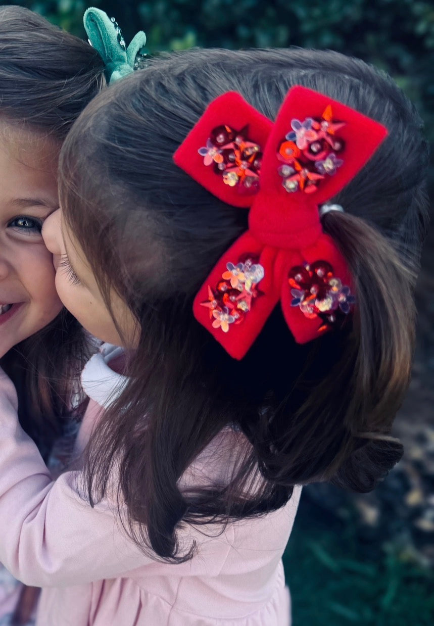 Merry & Bright Sequence Velvet Pinwheels & Longtail