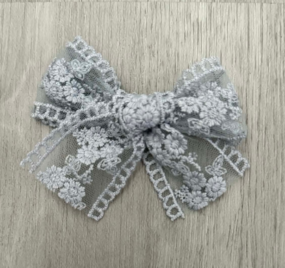 Heirloom Lace Minis