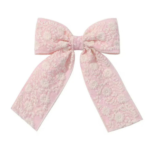 The Grace & Lace Bow