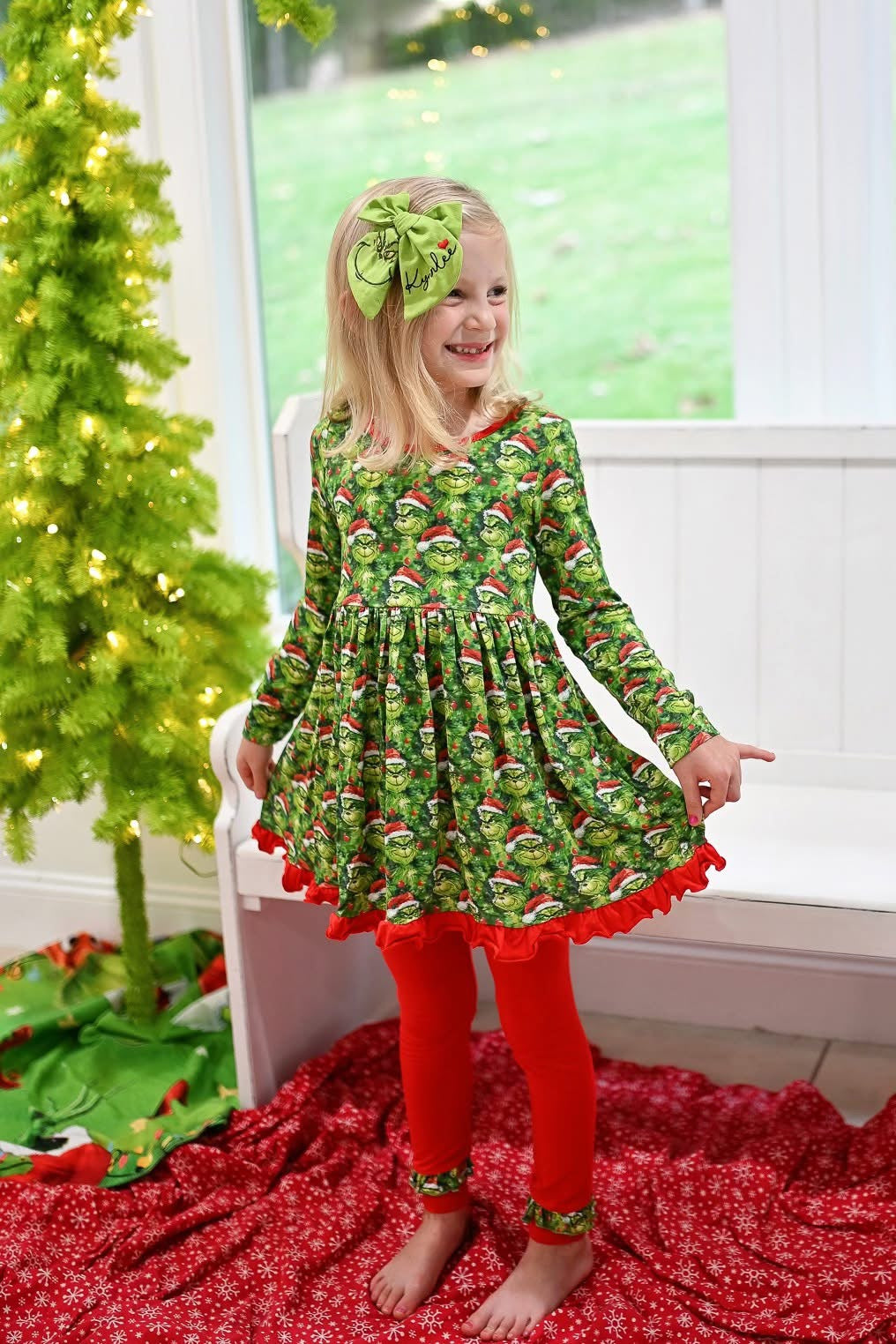 Meanie Greenie Collab with LVC and The Willing Accomplice - Solid Green Bows